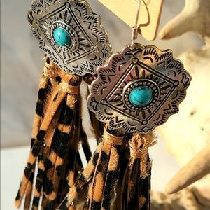 Western Fringe Boutique earrings HURRYYY